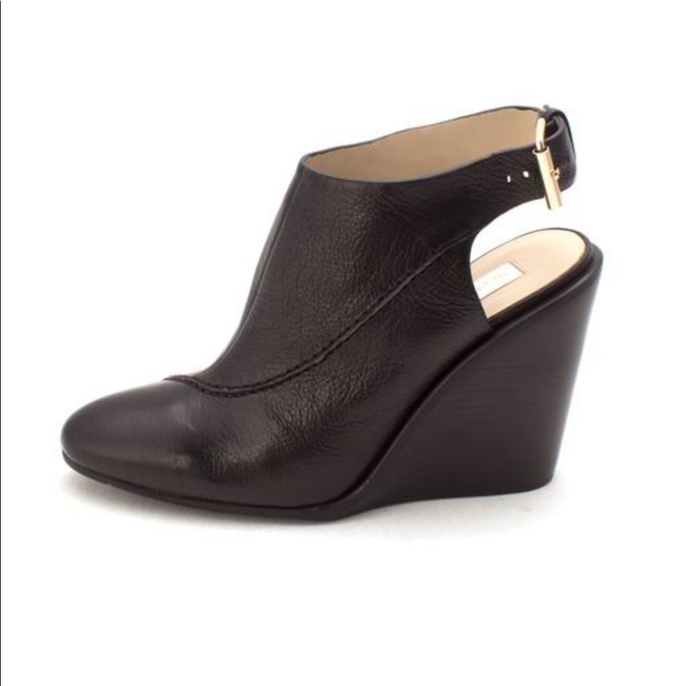 See by Chloé Womens Closed Toe Leather Wedge